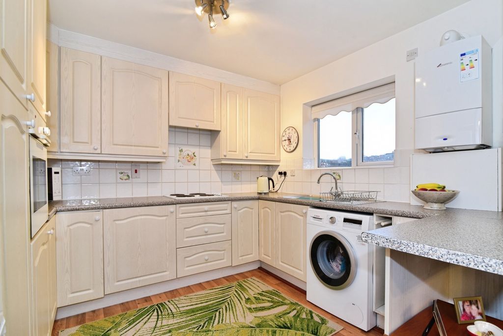 Property photo 2 of 13 Pbox-Img.Jpg