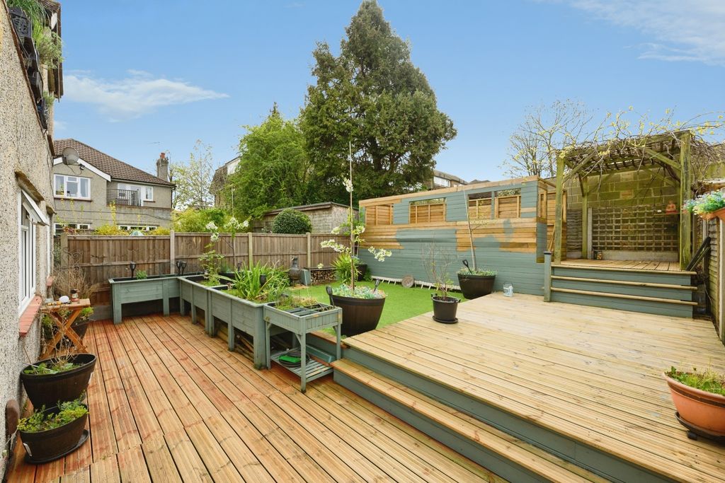 Property photo 2 of 11 Pbox-Img.Jpg