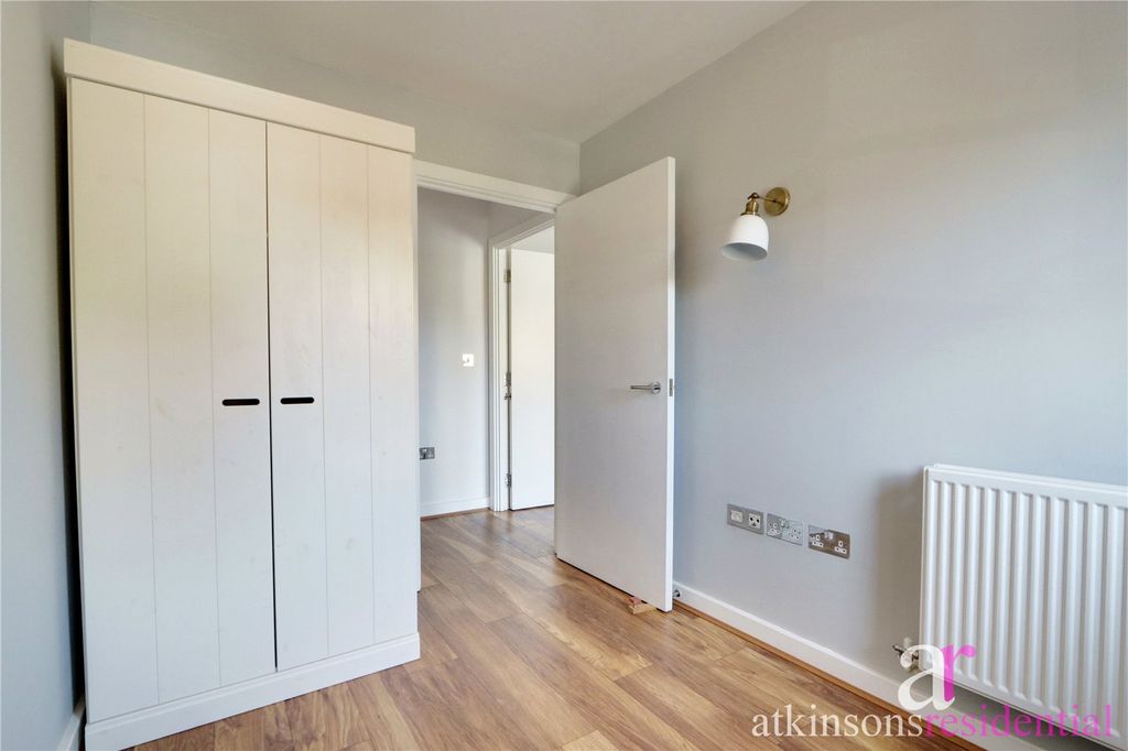 Additional image 10 of 2 bed flat for salePinnata Close, Enfield EN2