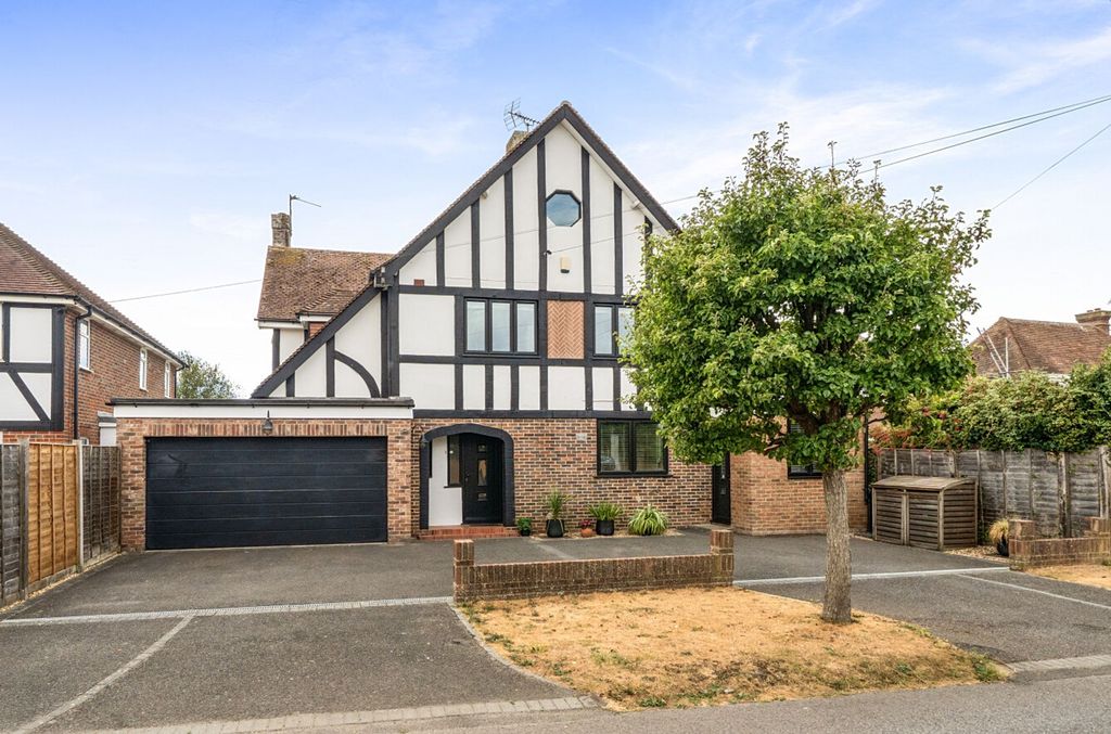 Property photo 1 of 30