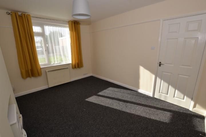 Property photo 3 of 11 4. Sitting Room (3).Jpg