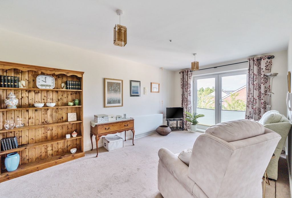 Property photo 2 of 11 1-68220259983d6-1...