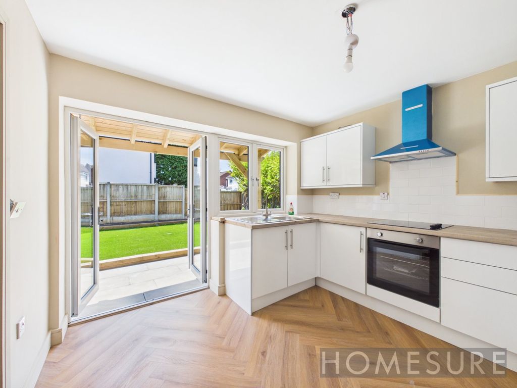 Property photo 3 of 15 Picture No. 01
