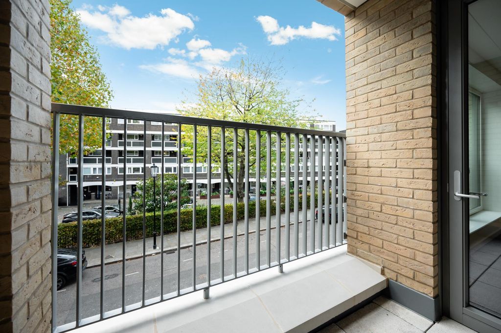 Property photo 3 of 4