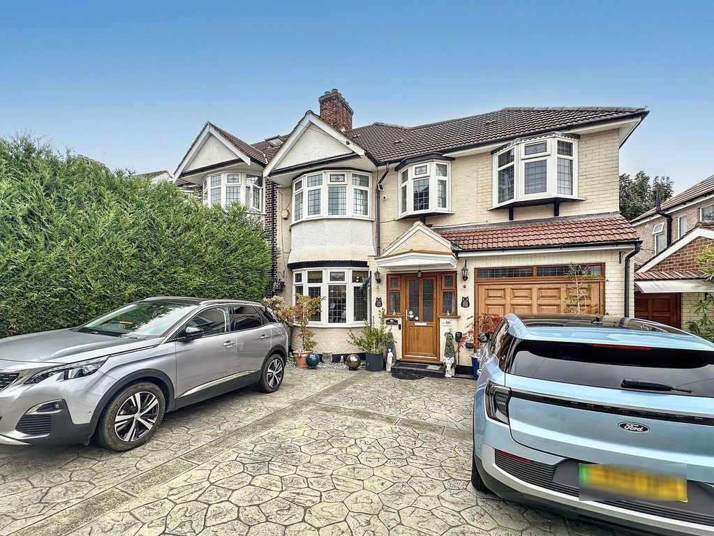 Property photo 1 of 24 Front External