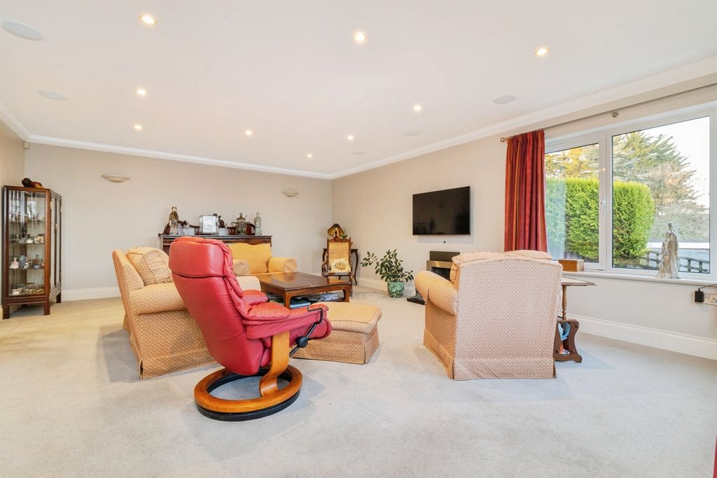 Additional image 6 of 4 bed detached house for salePetroc Drive, Newton Abbot TQ12