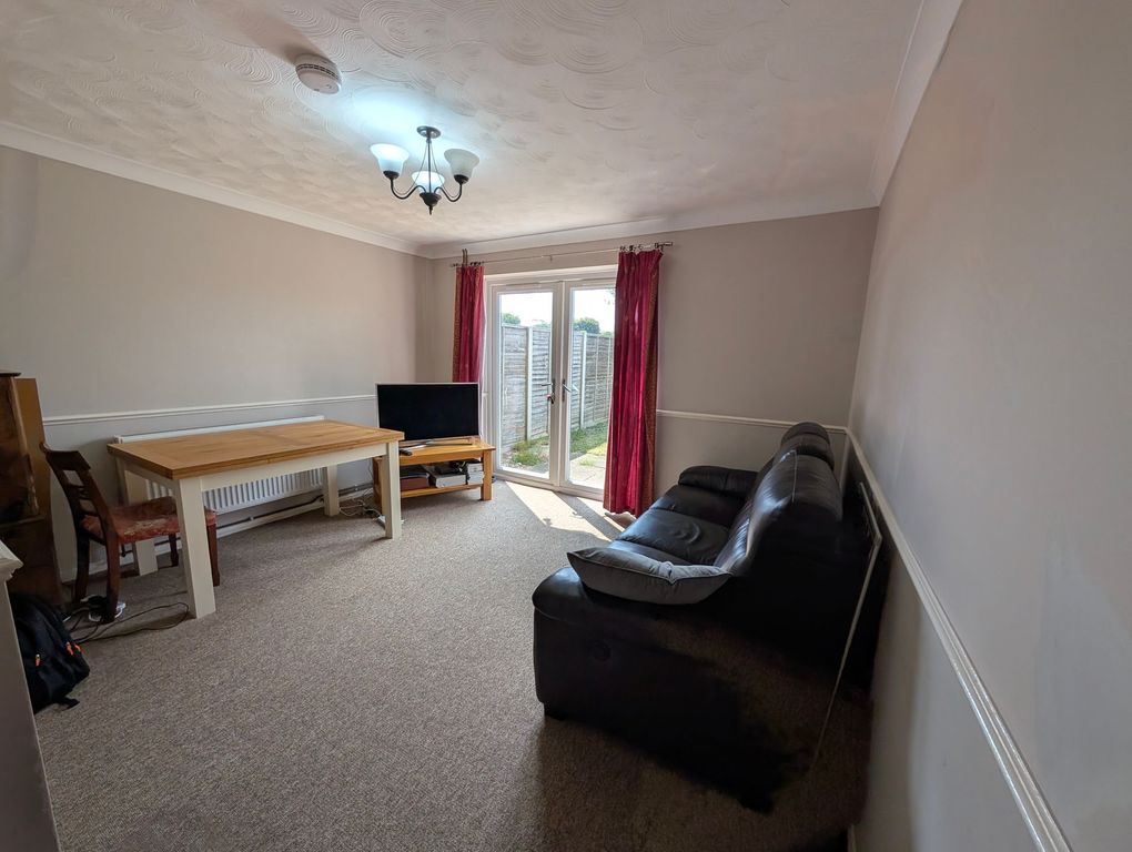 Property photo 3 of 9