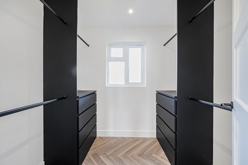 Additional image 31 of 4 bed detached house for saleSouth Coast Road, Telscombe Cliffs, Peacehaven, East Sussex BN10