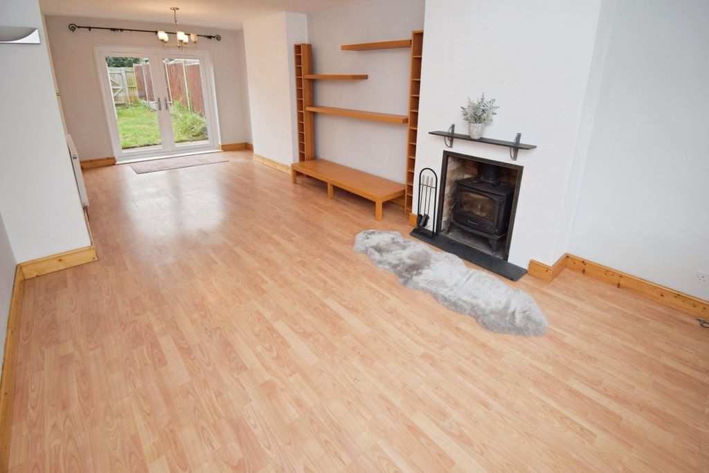 Property photo 3 of 19 Living/Dining