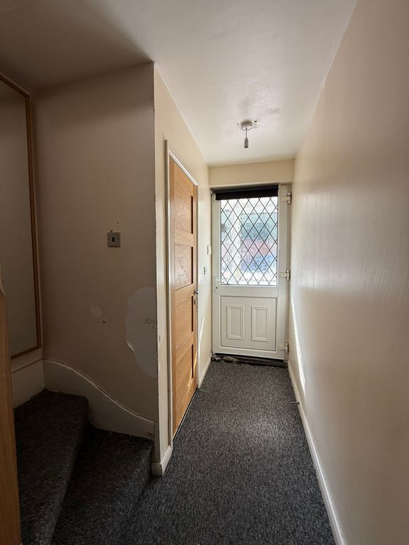 Property photo 3 of 25