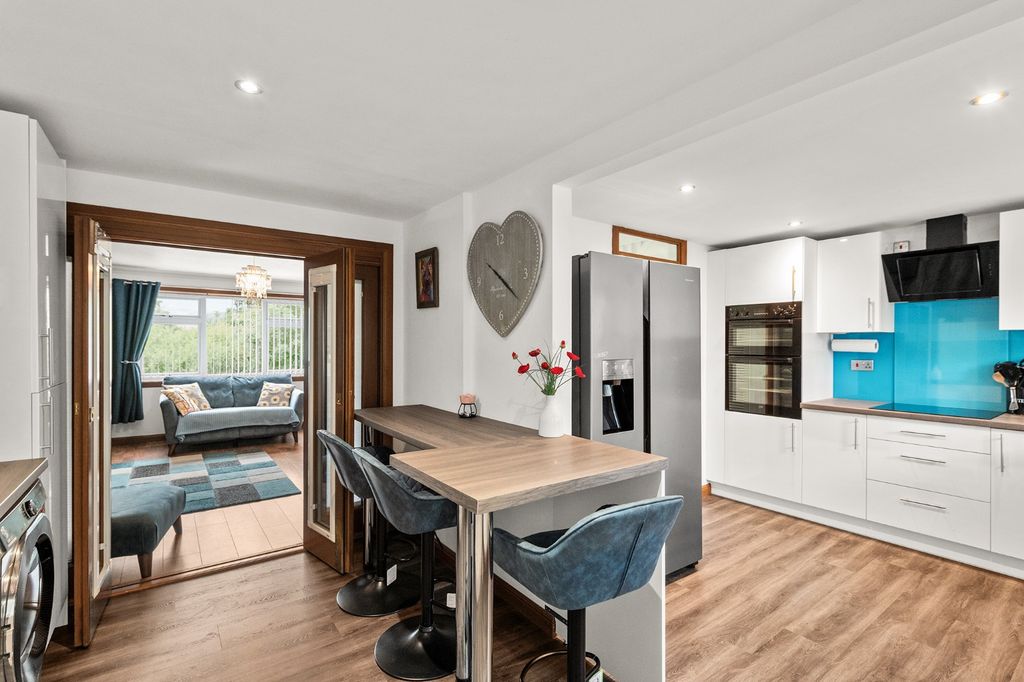 Property photo 2 of 36 4897297