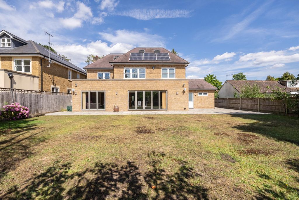 Property photo 2 of 24 Image