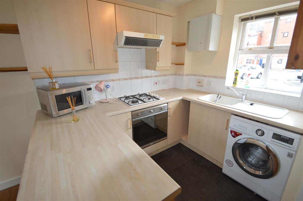 Property photo 3 of 9