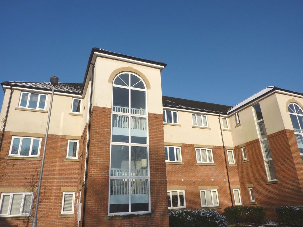 Property photo 2 of 11