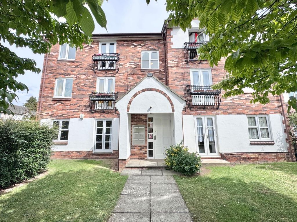 Property photo 1 of 15 Front