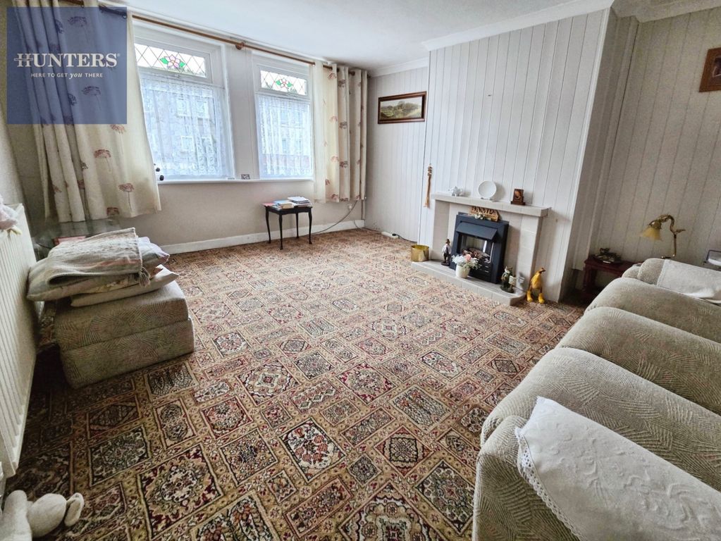 Property photo 2 of 12 Pbox-Img.Jpg