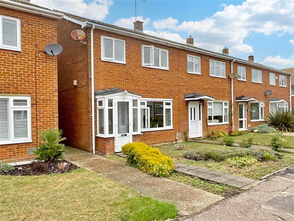 Property photo 2 of 10 Front