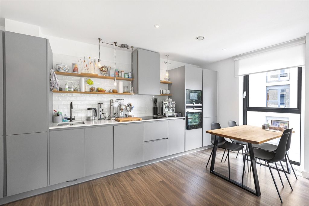 Property photo 2 of 23 Open Plan Living