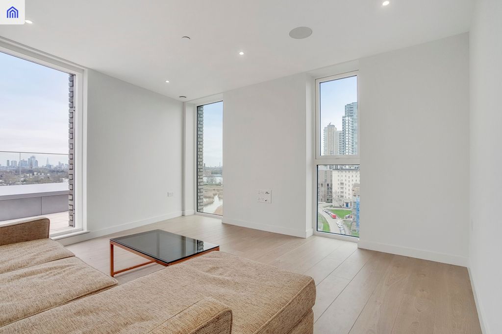 Property photo 2 of 20 2_Kitchen_Recepti...