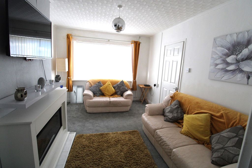 Property photo 2 of 10 Not Specified