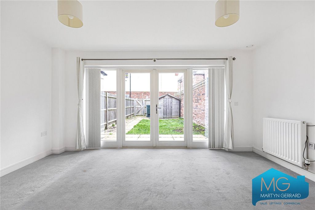 Property photo 3 of 22 Picture No. 29