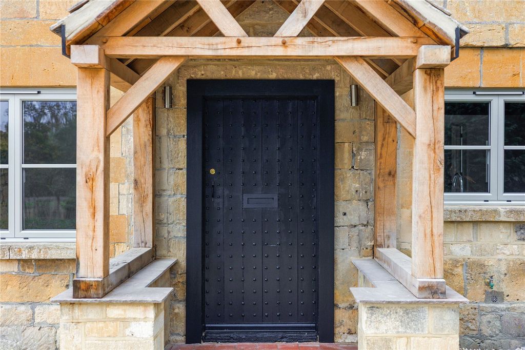 Property photo 3 of 24 Picture No. 08