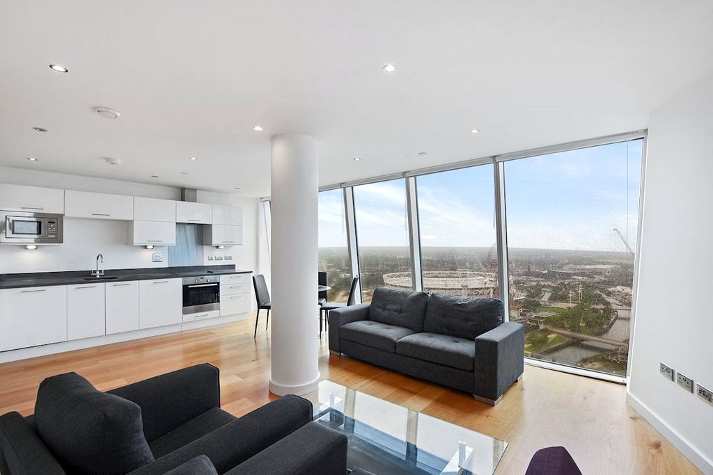 Property photo 3 of 18 Picture No. 05