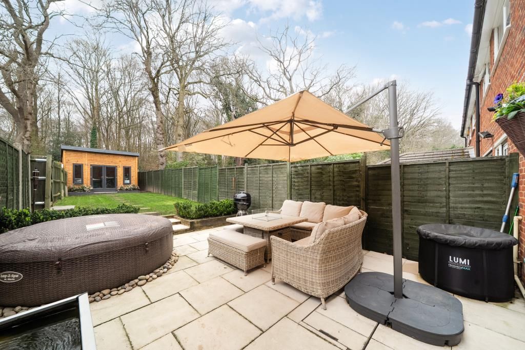 Property photo 3 of 25 Garden