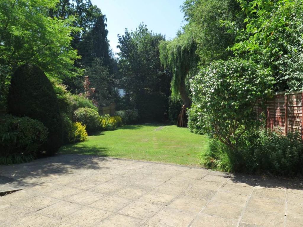 Property photo 3 of 9 97109_607_Img_08_0000