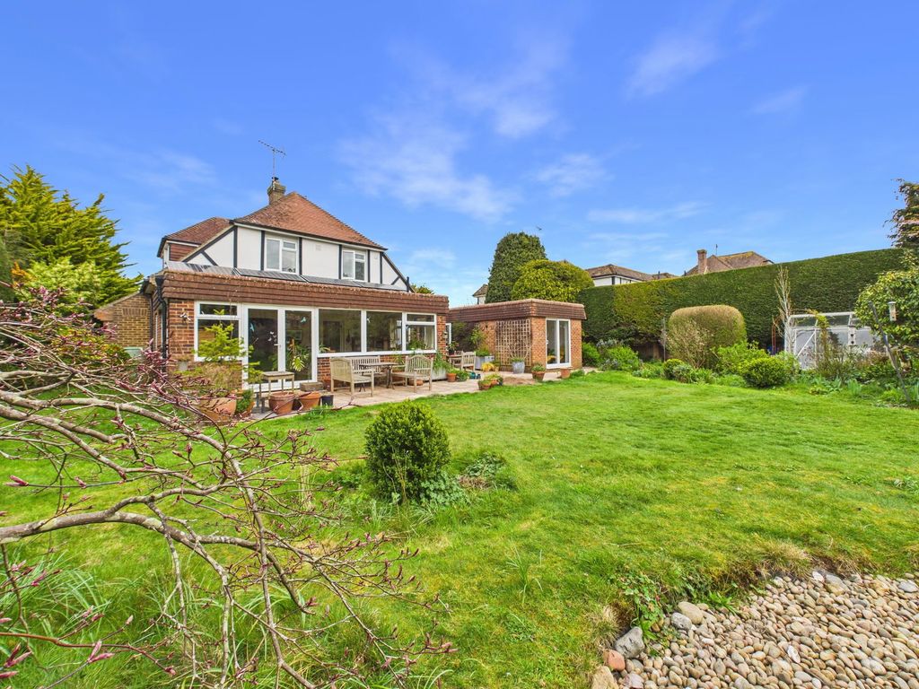 Property photo 1 of 31
