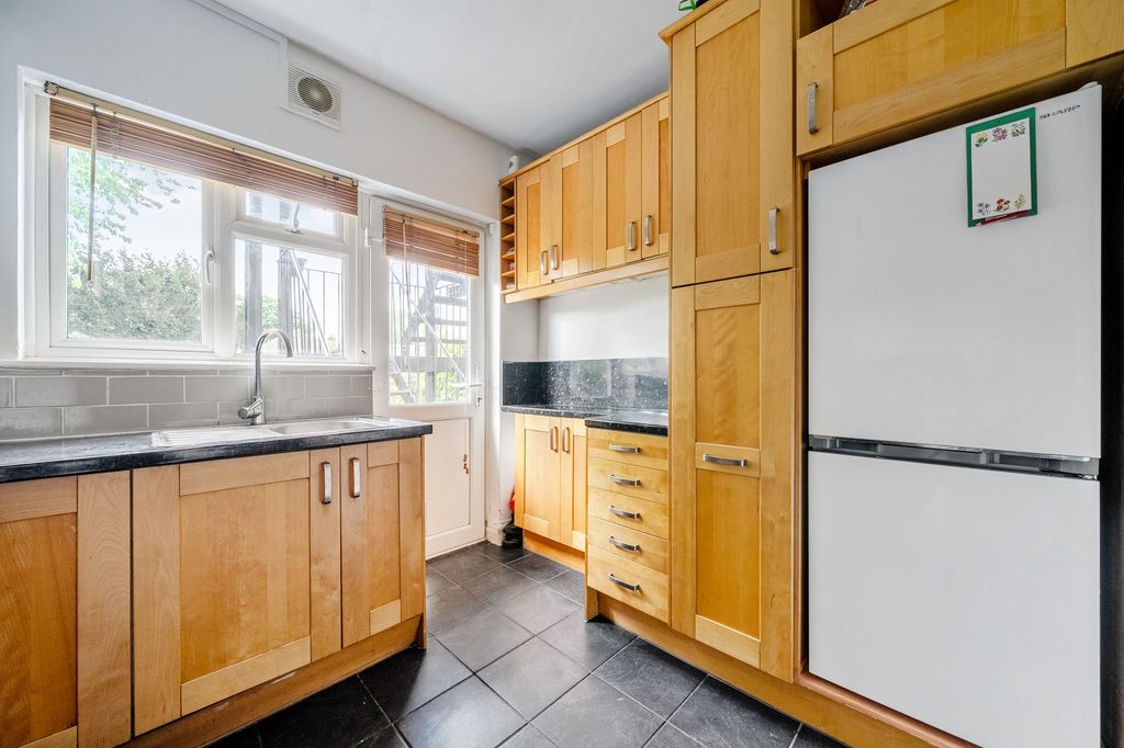 Property photo 2 of 15 Kitchen
