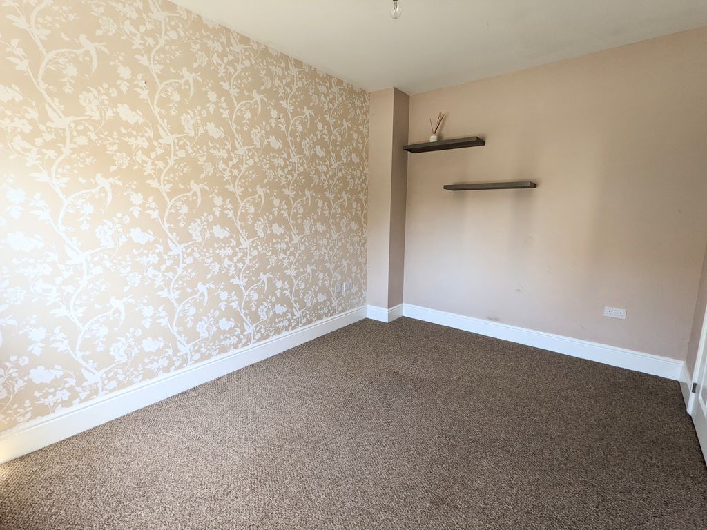Property photo 2 of 13 Living Room