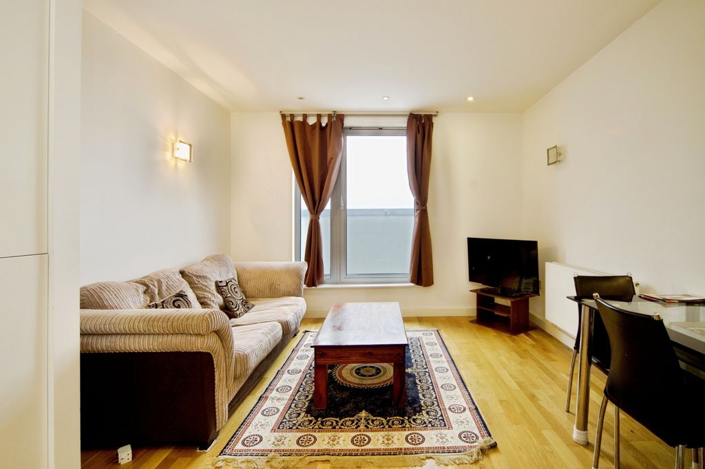 Property photo 2 of 12 Photo #2