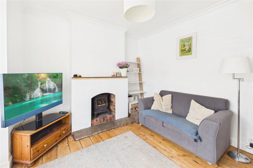 Property photo 3 of 21 Picture No. 04