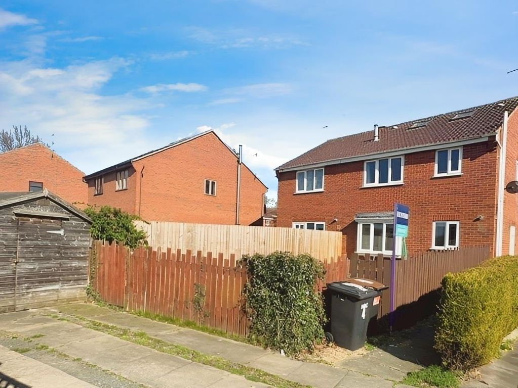 Property photo 1 of 8 d67Ff481-Front.Jpg