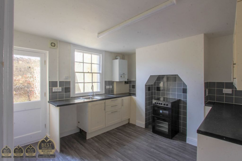 Property photo 3 of 12 Img_9937-Hdr