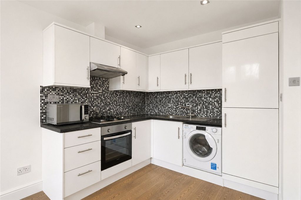 Property photo 3 of 18 Picture No. 43