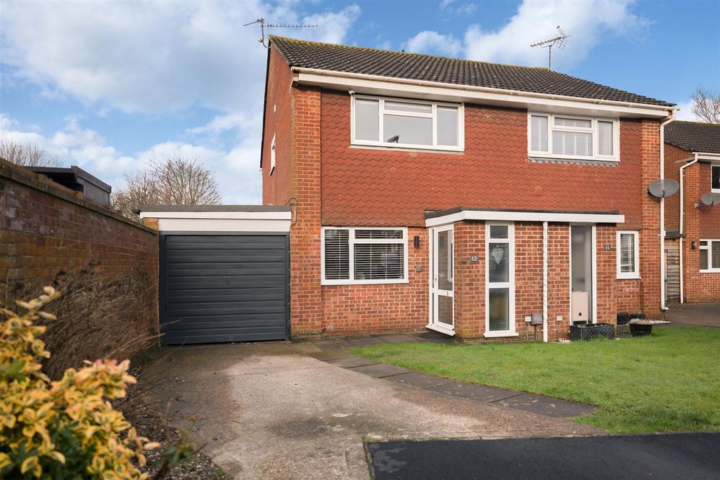 Property photo 1 of 20