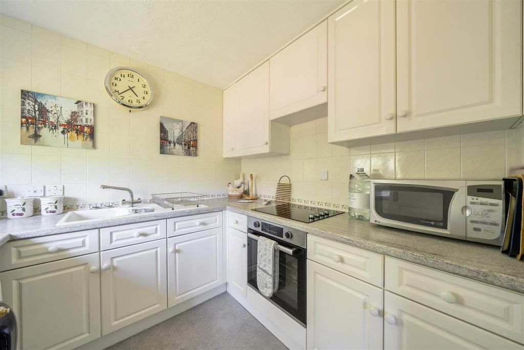 Property photo 3 of 22 1464370-18-6A1083A7c1153.Jpg