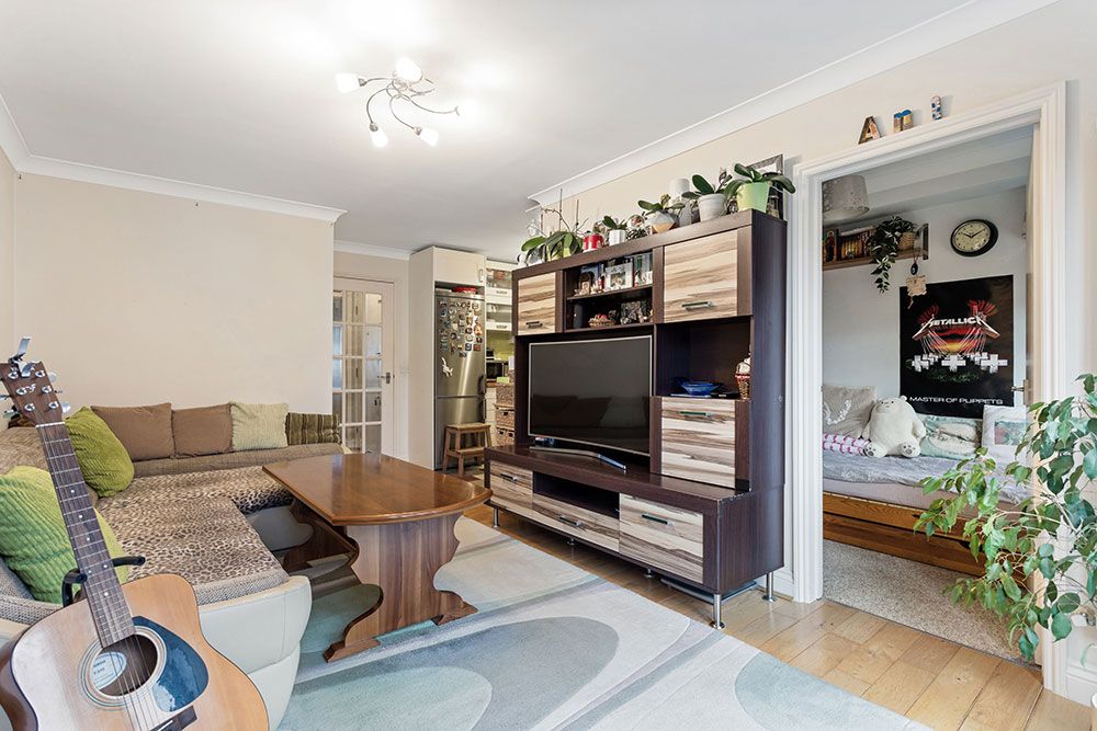 Property photo 1 of 17