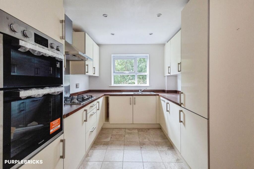 Property photo 3 of 30