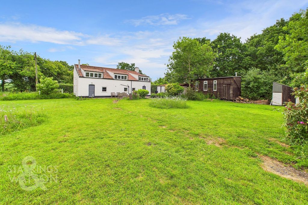 Property photo 1 of 30