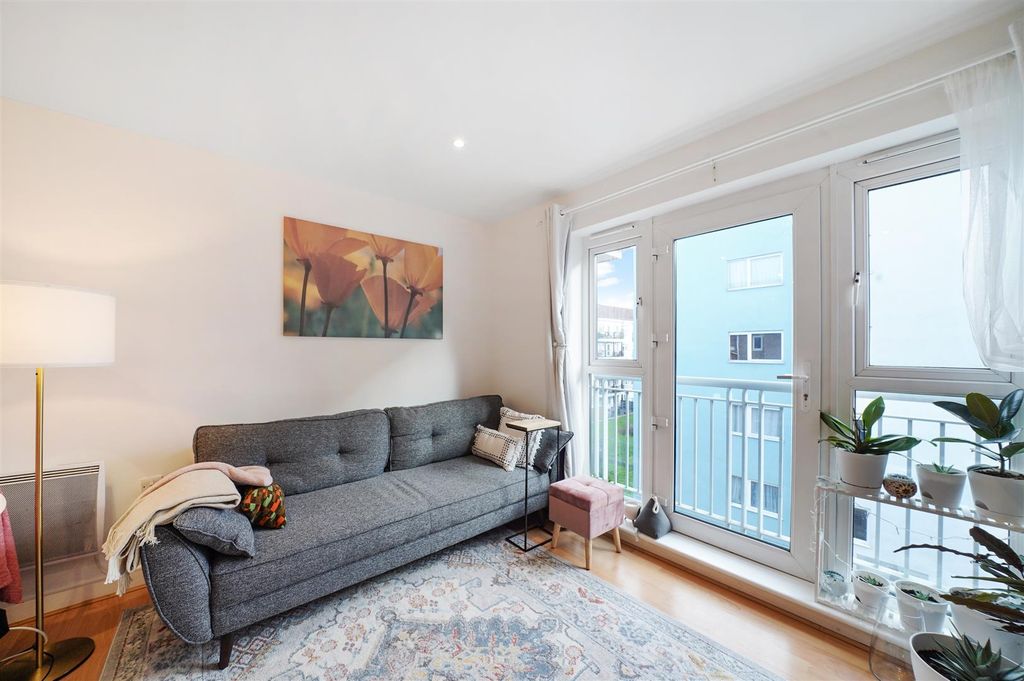 Property photo 3 of 16 51 Morton Close - Gsed5Ap1Wwnx03Ud99Zj.Jpg