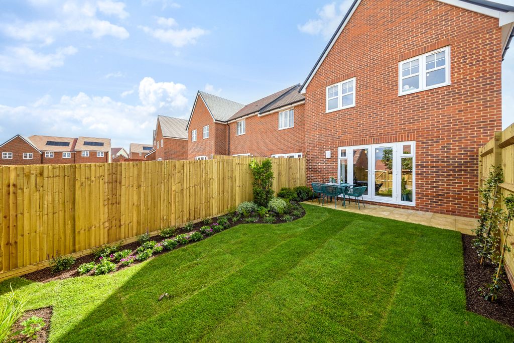 Property photo 3 of 11