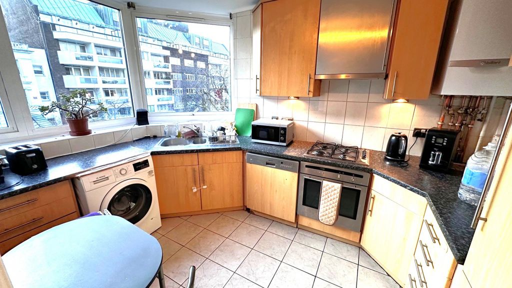 Property photo 3 of 9 Gallery