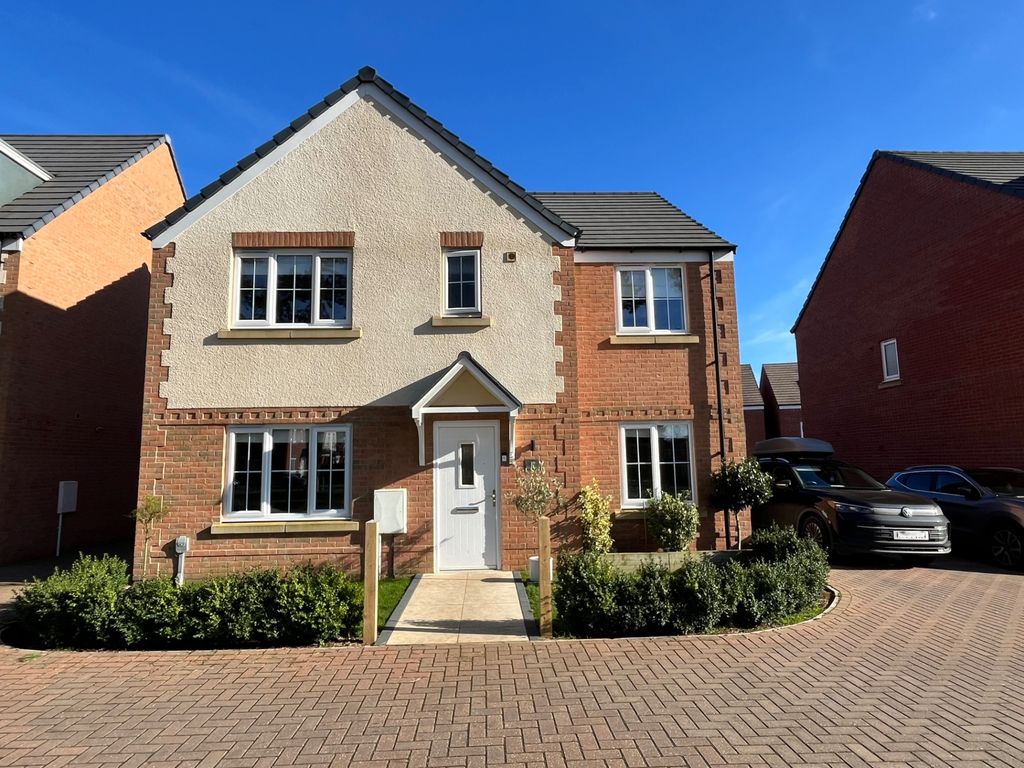 Property photo 1 of 17 Everdon Drive