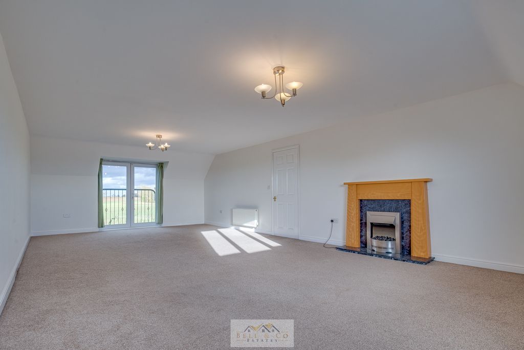 Property photo 3 of 40 Lounge 1.2