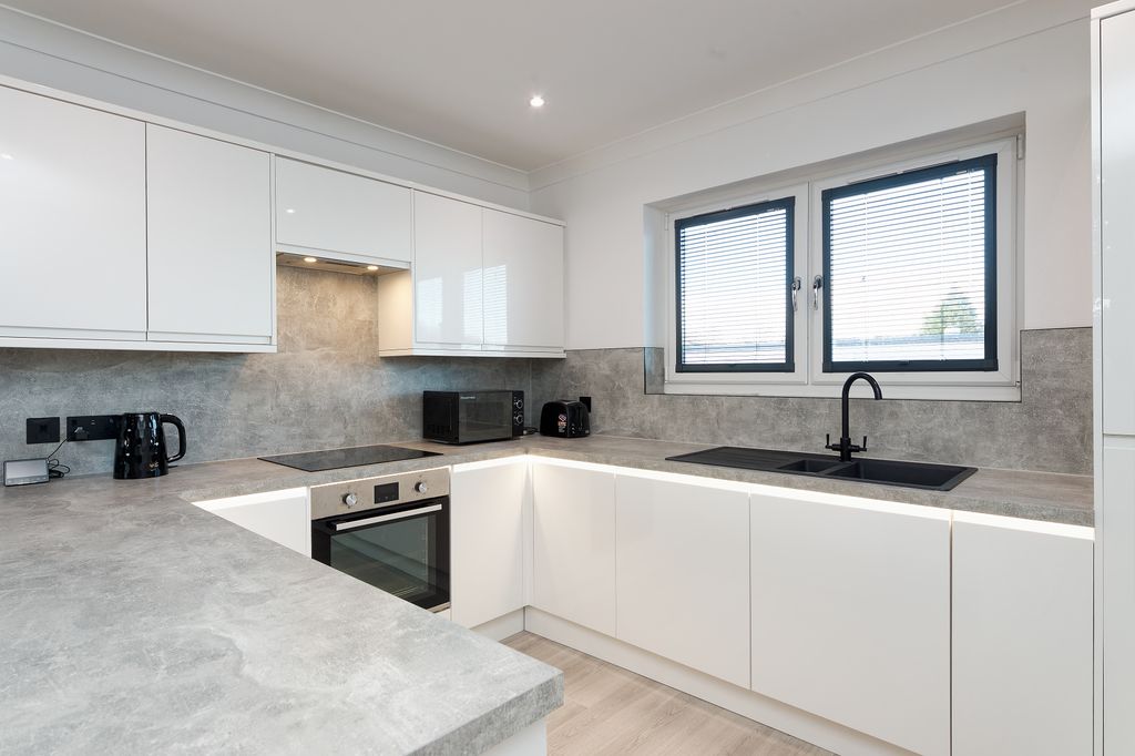 Property photo 3 of 13 Property Image 3