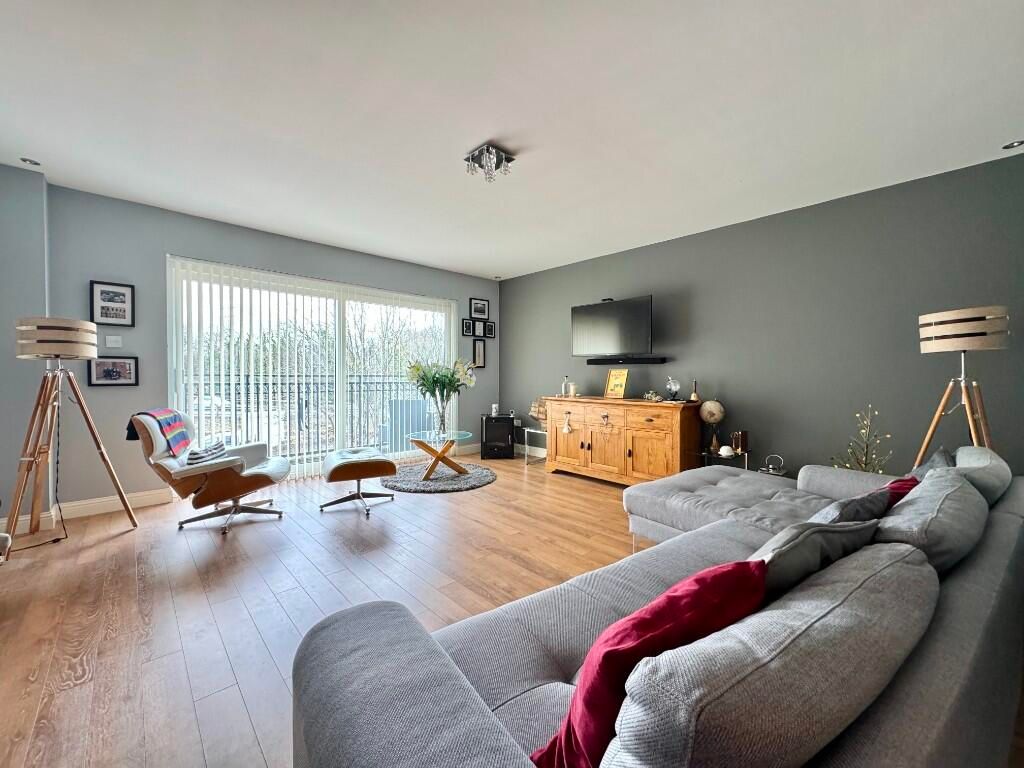 Property photo 3 of 58