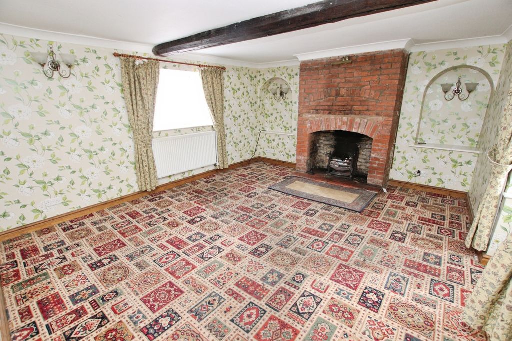 Property photo 3 of 25 4489702